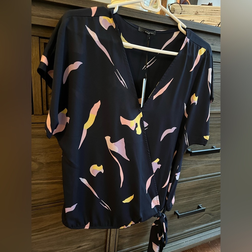 Navy blue top